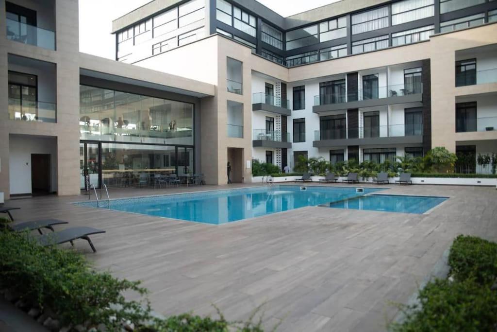 Pool View Apartment @Embassy Gardens Akkra Exterior foto